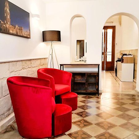 Casa Dante Deliziosa Casa A Due Passi Dal Centro Villa Lecce Eksteriør bilde