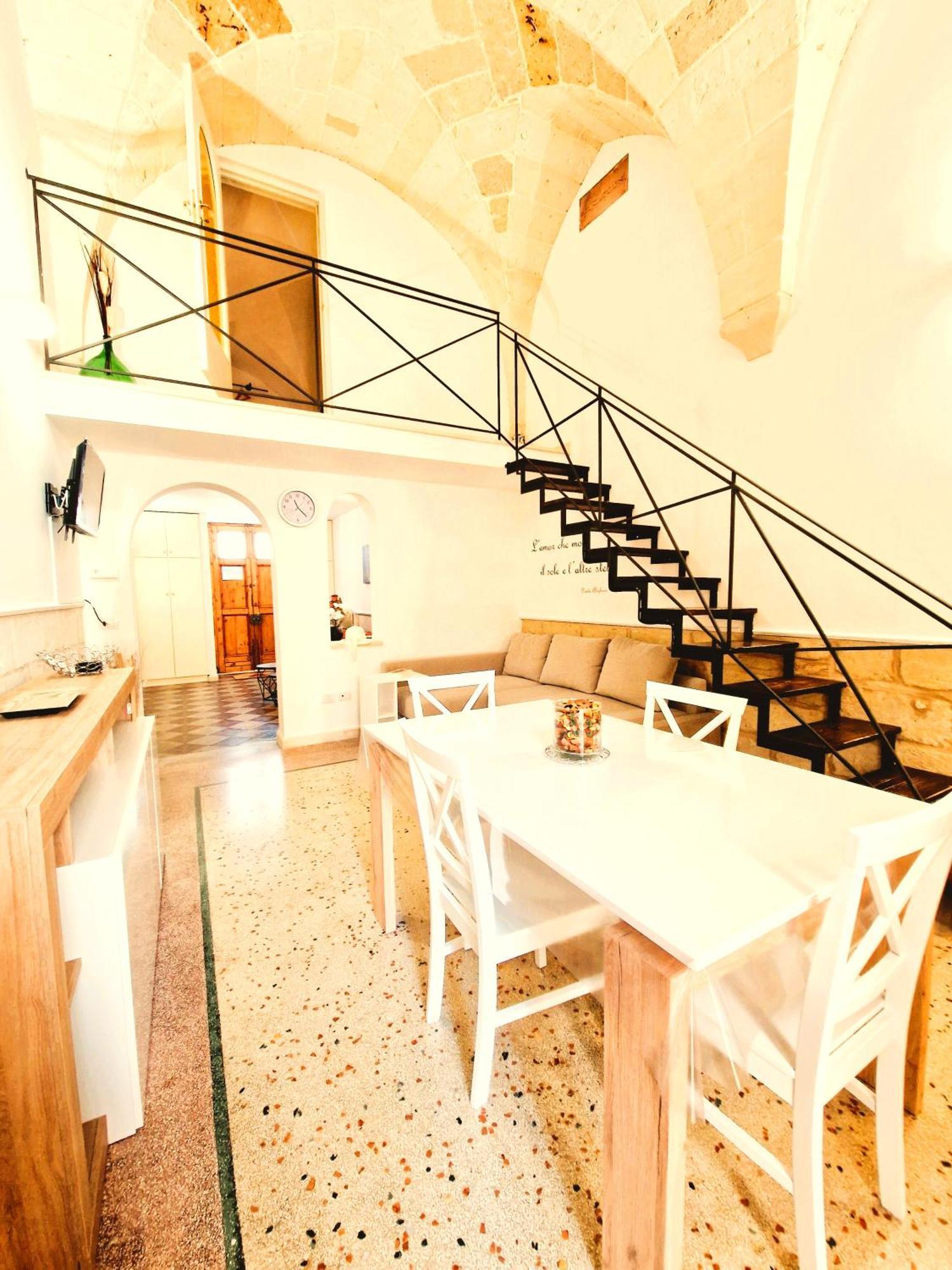 Casa Dante Deliziosa Casa A Due Passi Dal Centro Villa Lecce Eksteriør bilde