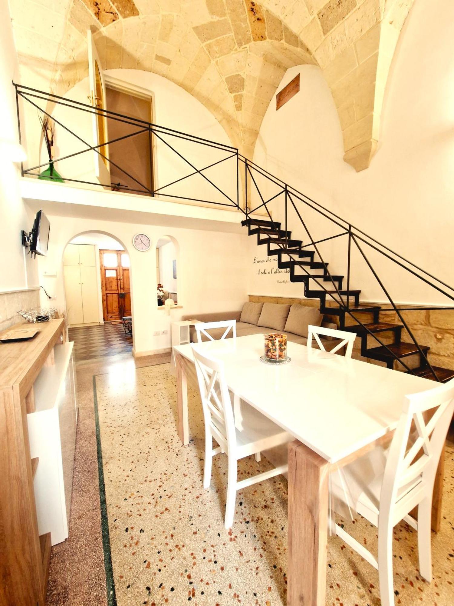Casa Dante Deliziosa Casa A Due Passi Dal Centro Villa Lecce Eksteriør bilde